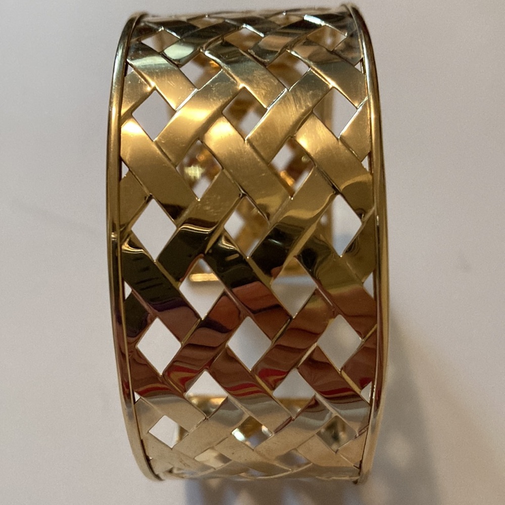 14k Basket Weave Cuff Bracelet - image 4